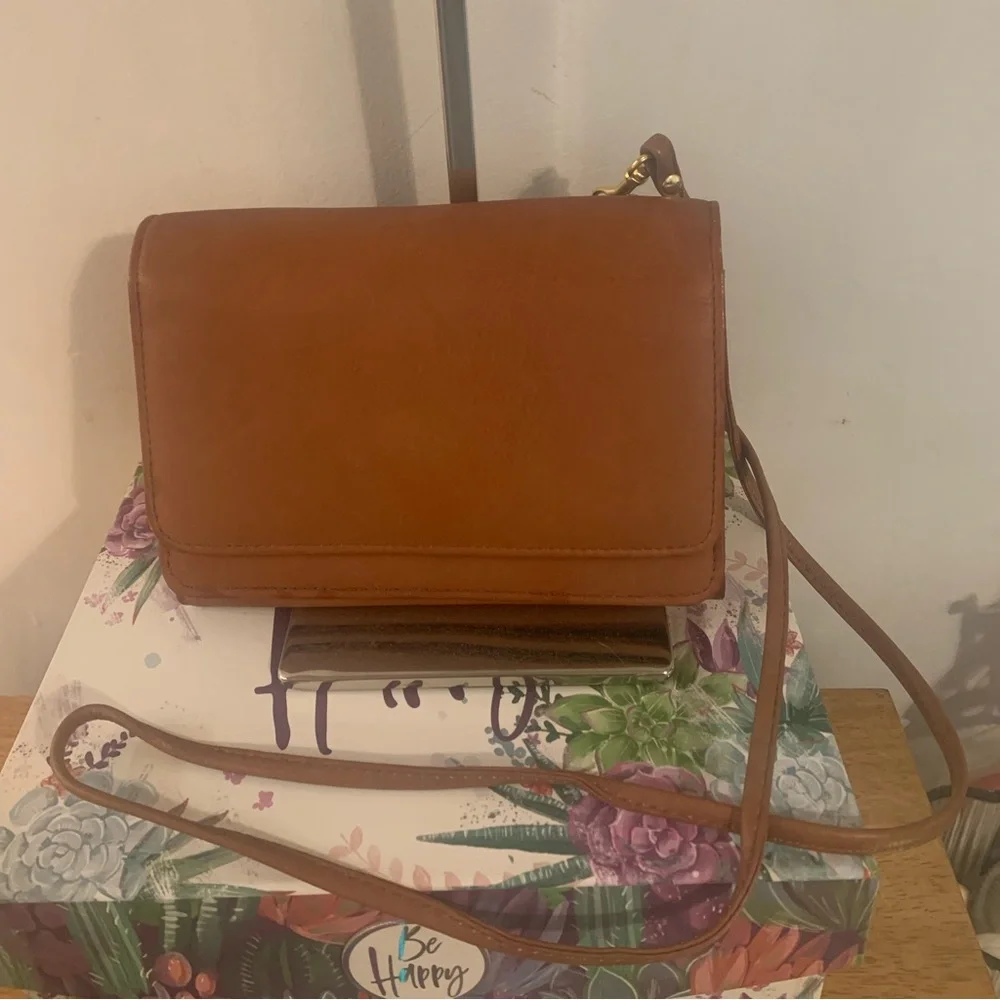 Leather Crossbody Bag With multi pockets EUC